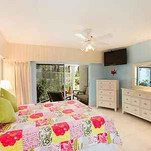 Hotel Villas Of The Galleon, George Town